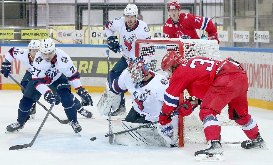    ХК Локомотив Фото: ХК «Торпедо»