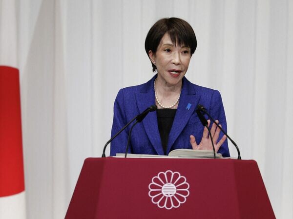    © REUTERS / FRANCK ROBICHON