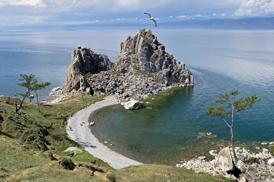 Скала Шаманка, В древности на мысе совершались культовые жертвоприношения духу-хозяину острова Ольхон