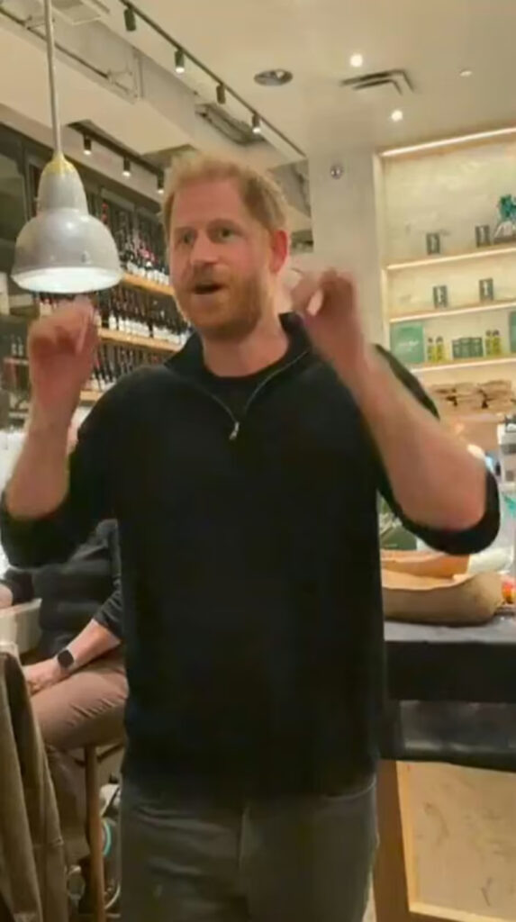 Кадр из видео