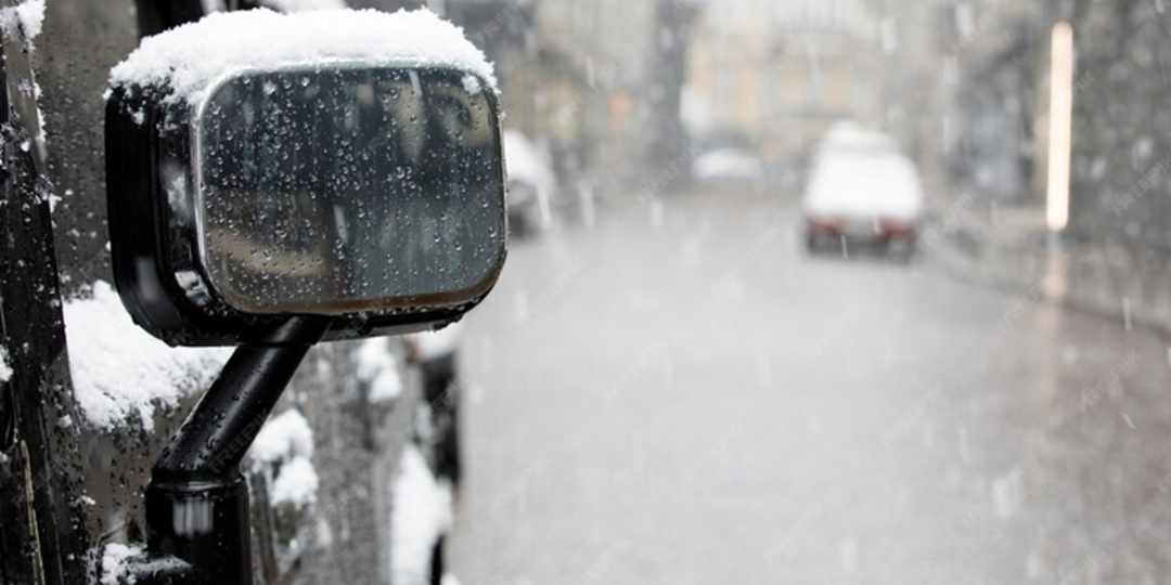 Что делать, если после ледяного дождя двери не открываются, стекла покрыты льдом, а тормоза не работают