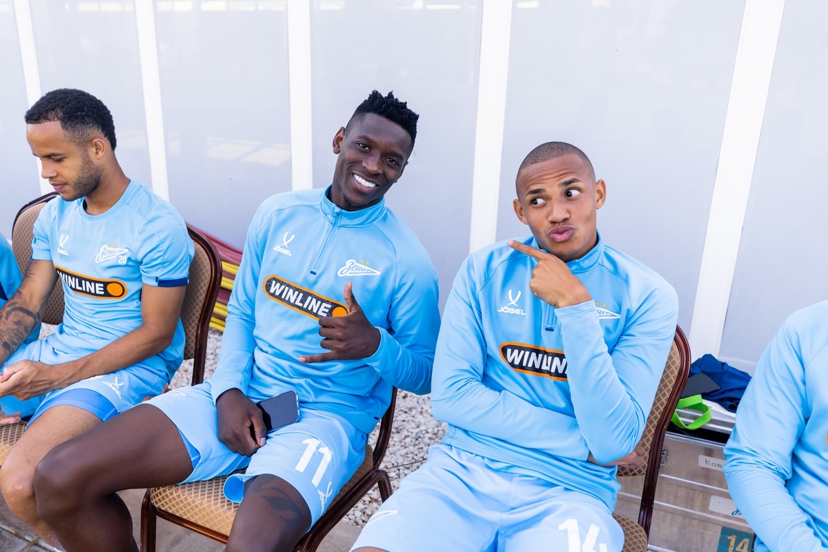     Луис Энрике и Джон Джон. Фото: «Зенит»