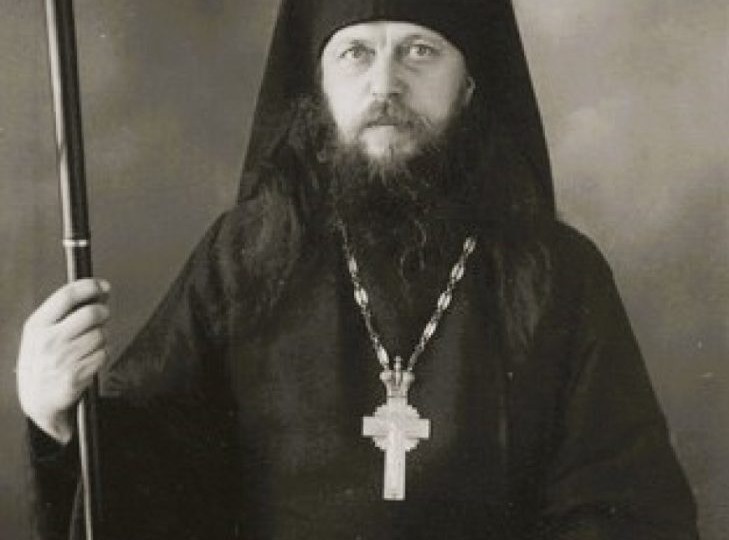 АРХИМАНДРИТ ИСААКИЙ (ВИНОГРАДОВ), РЫЦАРЬ И МОНАХ