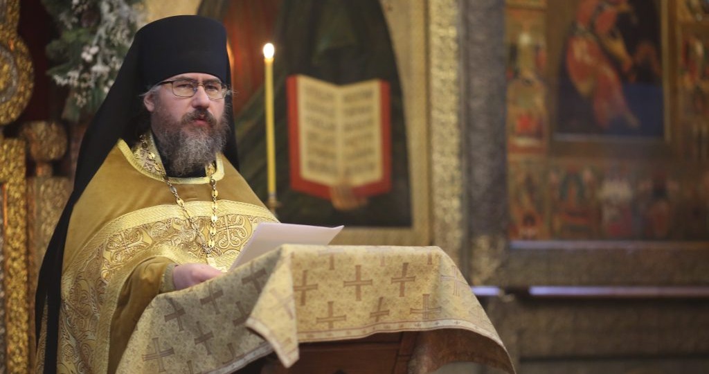 КАК В ТРЕХ СВЯТИТЕЛЯХ СОЕДИНЯЛИСЬ ПРОСТОТА И УЧЕНОСТЬ