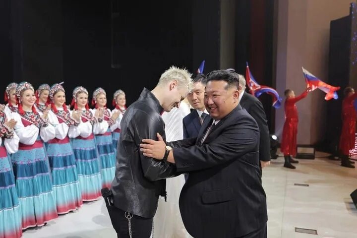 Смешно от неожиданной абсурдности, а вообще стыдоба!