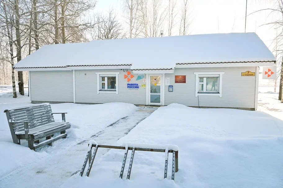    Участник спецоперации запускает производство хлеба в Калевальском районе© Законодательное собрание Карелии