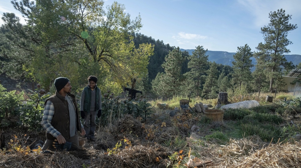 Кадр из фильма «Хищные земли», 2024 год, режиссер Джордж Нолфи