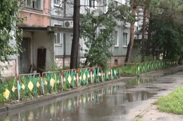 подъезд Жуковой, где она совершала преступления