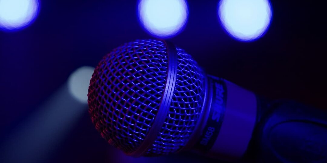 Рогов отказался комментировать уход с Первого канала на фоне скандала в Куршевеле