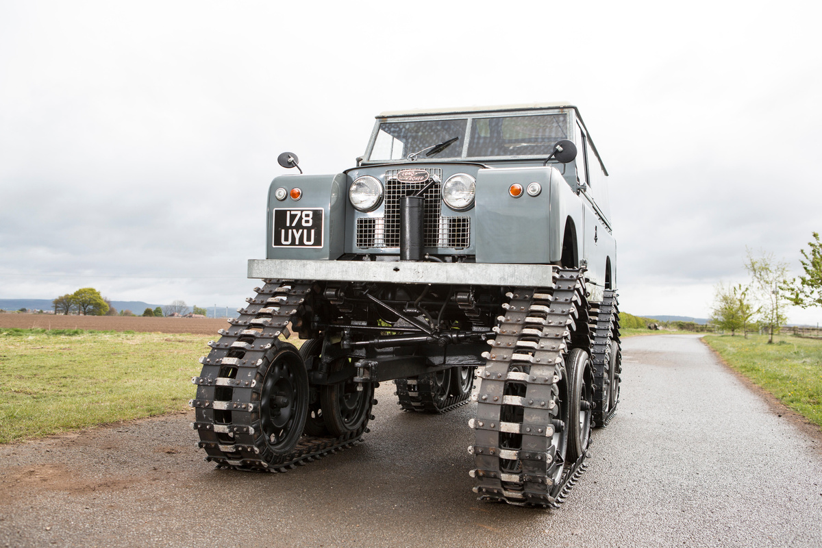 Land Rover Series II 109 Cuthbertson
