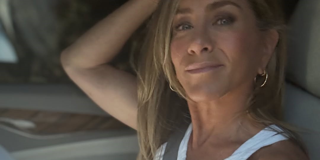 Возлюбленный Дженнифер Энистон показал снимок с нежным поцелуем