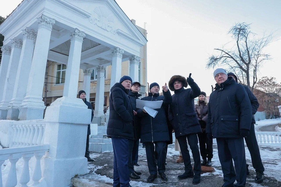    О восстановлении парка, сквера и кинотеатра рассказал губернатор. Фото: ТГ-канал Юрия Слюсаря