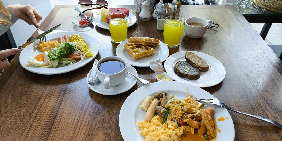 Где поесть в Паттайе: от уличных тележек до ресторанов с видом на море