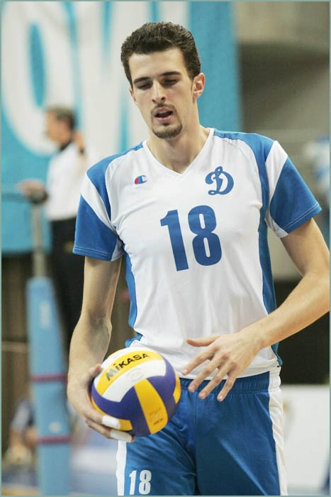 Александр Волков в составет Динамо