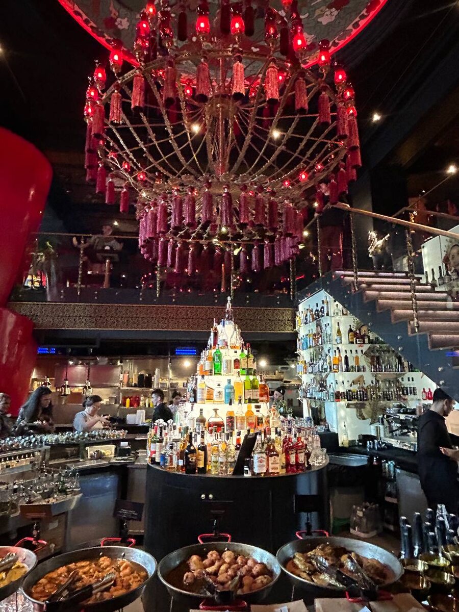 Шведский стол на бранче