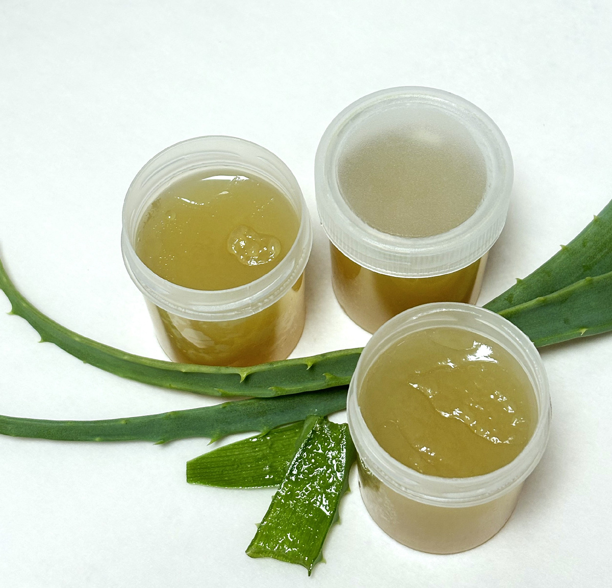 Дезодорант натуральный Cotton (алоэ/чистотел) https://www.lineas.ru/catalog/dezodoranty_uslugi_po_prigotovleniyu_/cotton_aloe_chistotel_dezodorant_naturalnyy/