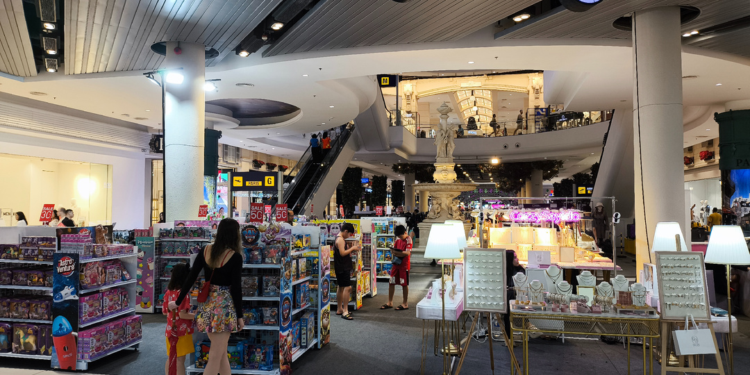 Сколько брать в Паттайю на день: честный расчёт для трёх уровней трат (бюджет / комфорт / премиум)