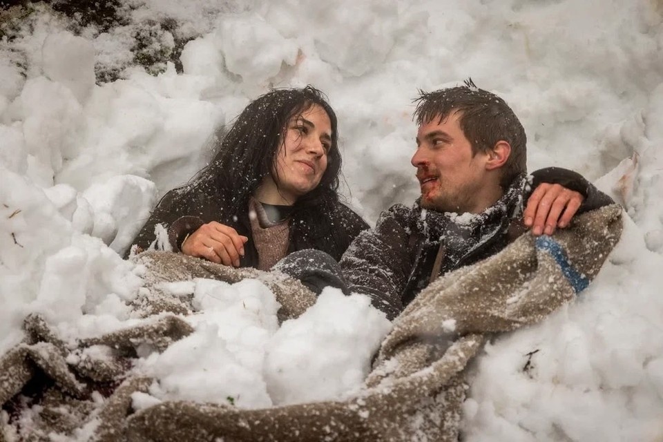    Иван Янковский и Дениз Сардиско сыграют главные роли в новой экранизации «Альпийской баллады» белорусского писателя Василя Быкова. Фото: соцсети кинокомпании Pan-Atlantic Studio