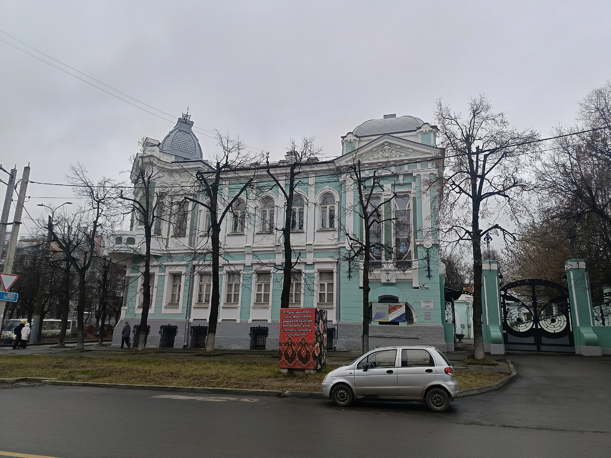 Музей расположен в особняке  Бурылина