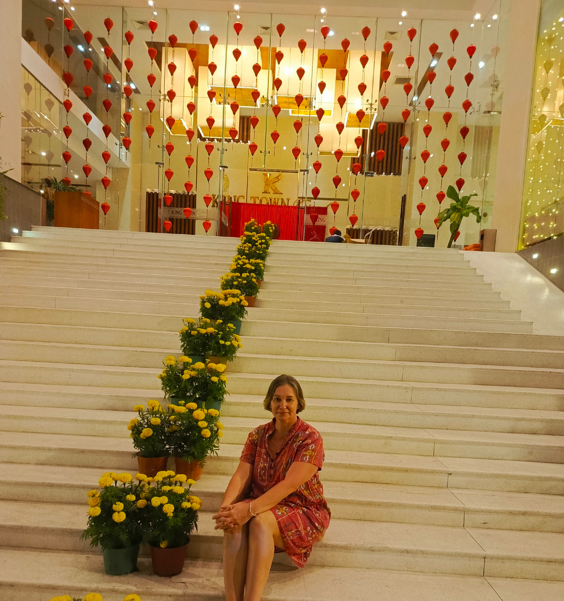 К вьетнамскому новому году все отели украшают цветами и другой атрибутикой