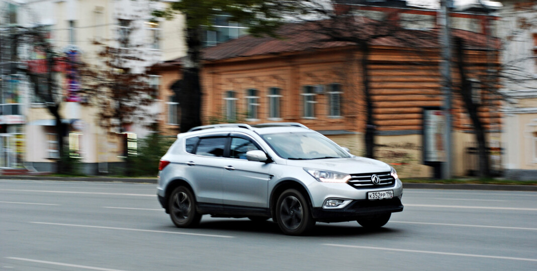 Водителям раскрыли, где прекращают действовать знаки о запрете стоянки и остановки