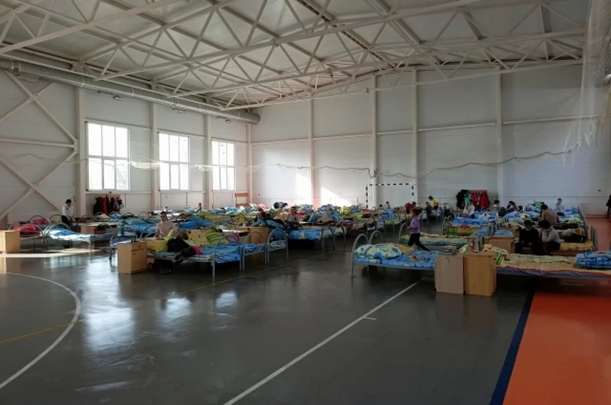    В Волгограде развернут ПВР для горожан, чьи дома пострадали от налета БПЛА