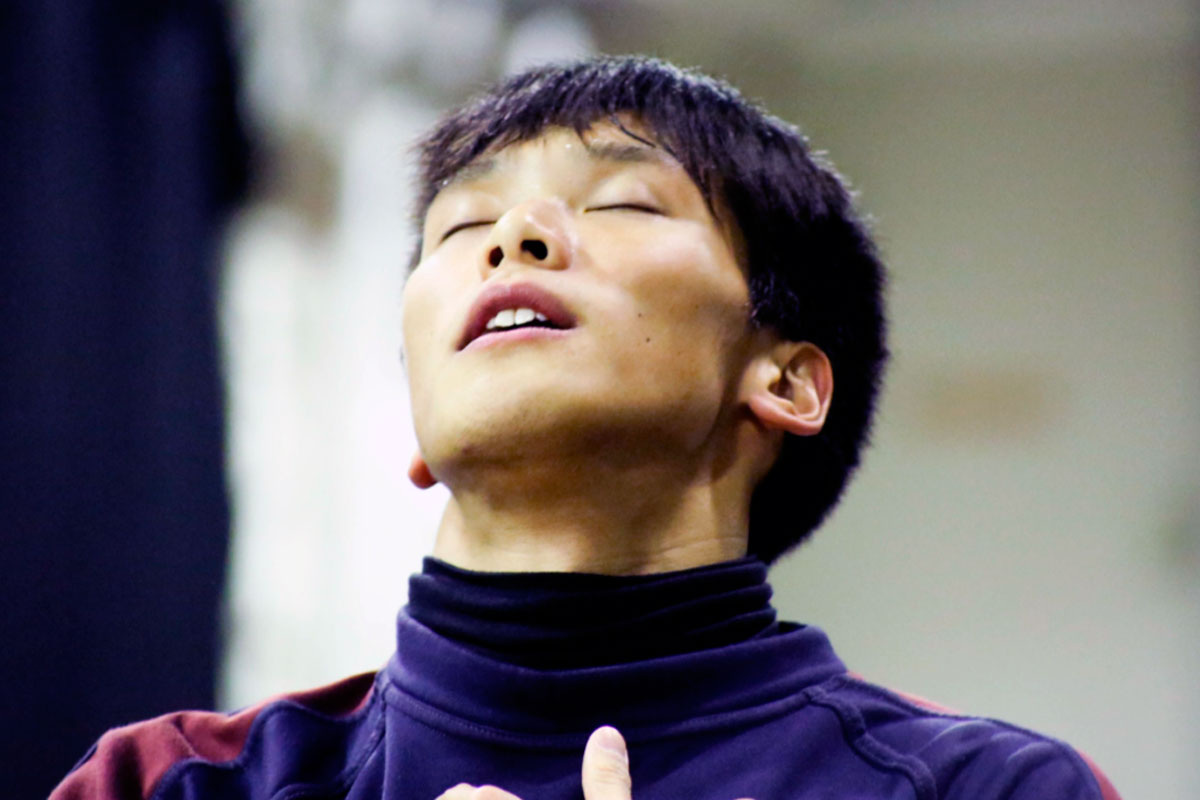 Нарциссизм — это отсутствие любви к себе, компенсируемое показным фасадом