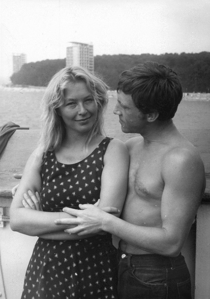 Август 1969 г. - Теплоход "Грузия", Пицунда, Черное море, на фоне пансионатов "Колхети" и "Бзыби"