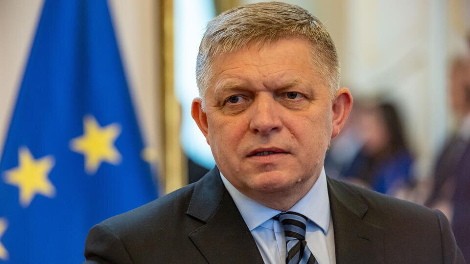     Фицо: Европа в стрессе и страхе из-за ухода компаний MARTIN DIVISEK/EPA/TASS /