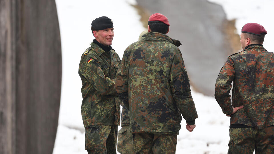     Der Spiegel: ФРГ не хватает добровольцев для формирования бригады в Литве Karl-Josef Hildenbrand/dpa/picture-alliance/TASS