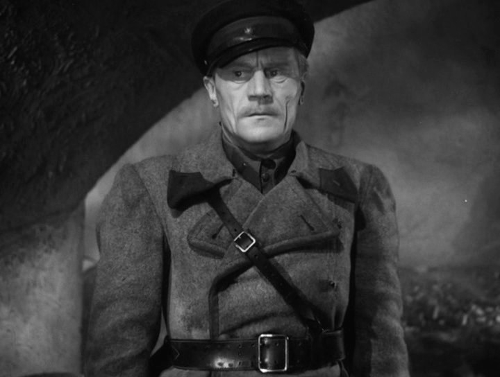 Борис Ильясов в роли капитана Абросимова в фильме "Солдаты" (1956)