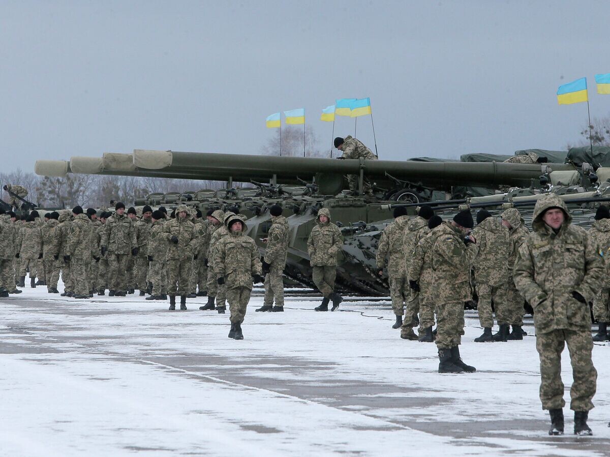    Украинские военнослужащие на военной базе | © AP Photo / Efrem Lukatsky