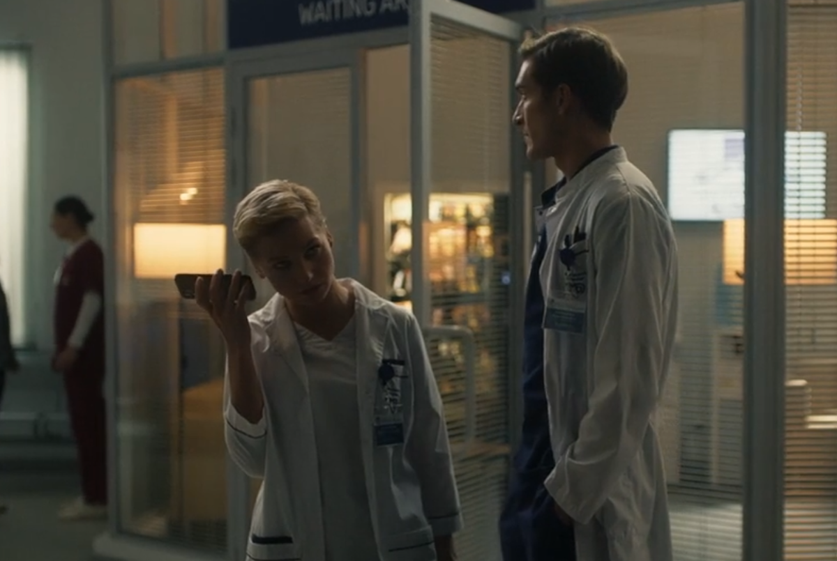 Евгения Покровская и Роман Поликарпов. Принтскрин с видео