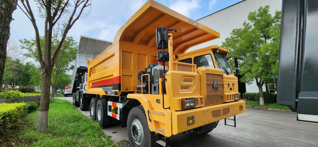 Карьерные самосвалы SINOTRUK