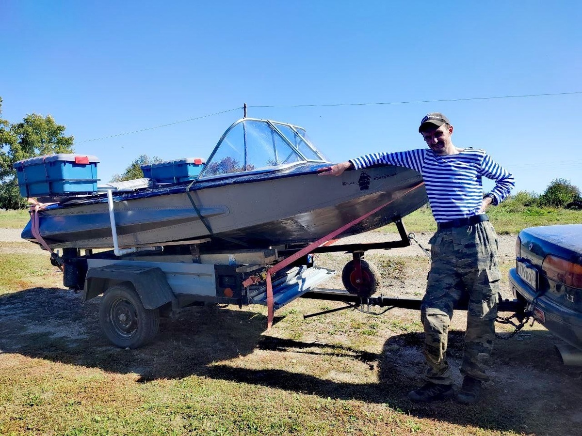 Алексей и его лодка.