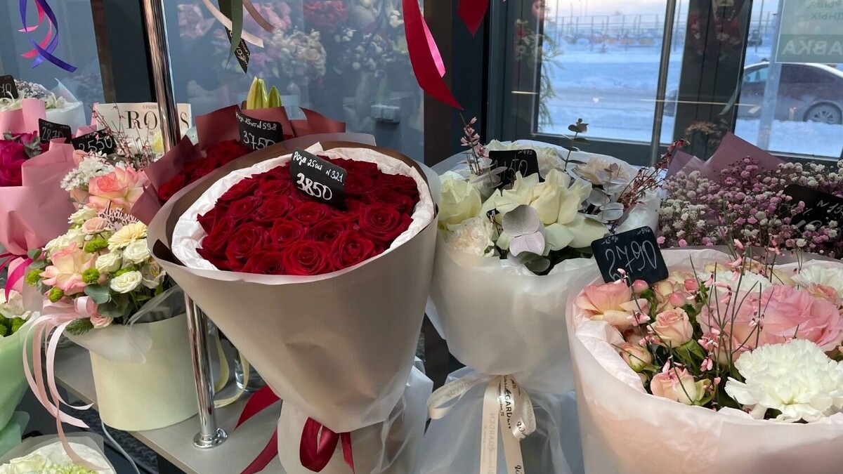    Цены на композиции в Тюмени — от 2,4 до 3,9 тысячи рублей   nashgorod.ru