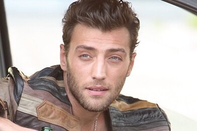     Сбежавшего на Бали с миллионами актера турецких сериалов Джейхуна Менгироглу объявили в розыск