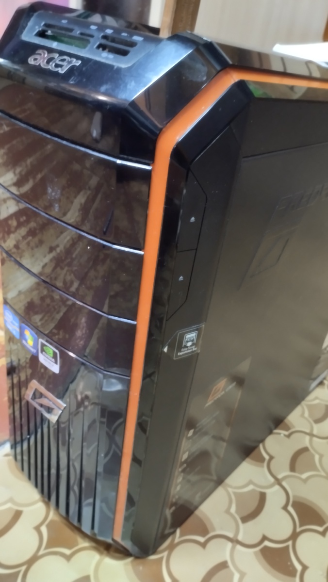 Когда то в далеком 2011 году это был такой себе вполне мощный и быстрый аппарат. 