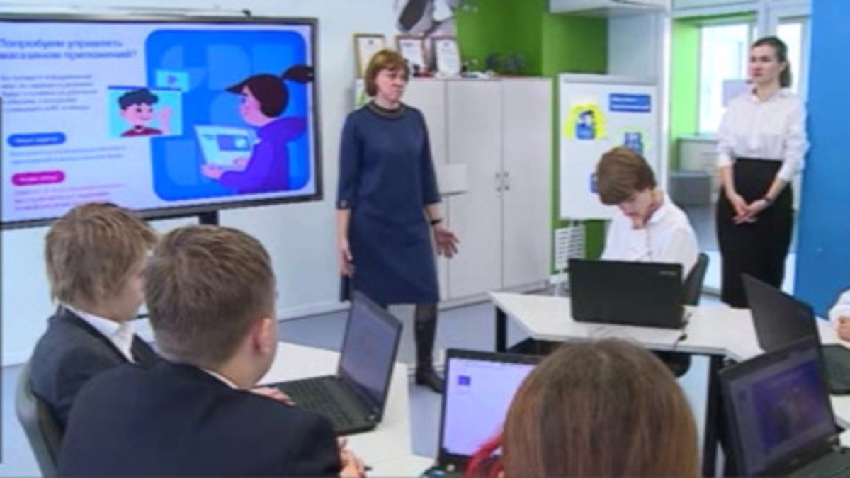    В каких профессиях искусственный интеллект — полезен, курским школьникам расскажут на «Уроках цифры»