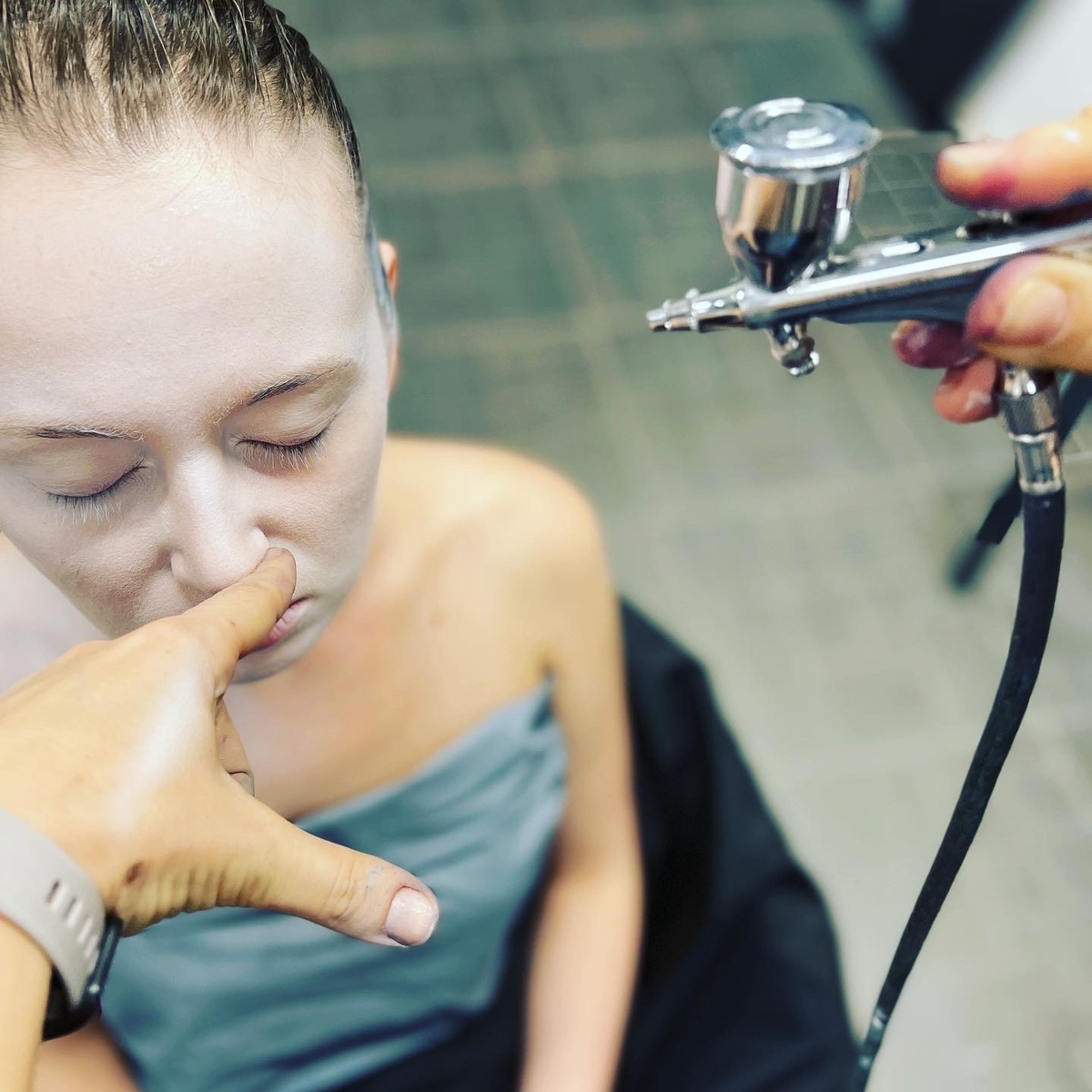 Аэрограф для росписи тела