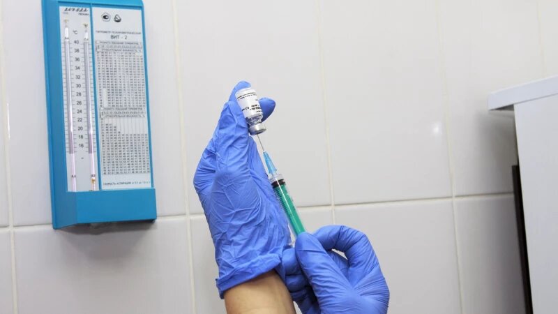     Больница, врачи, лечение, анализы, шприц. Анна Зайкова