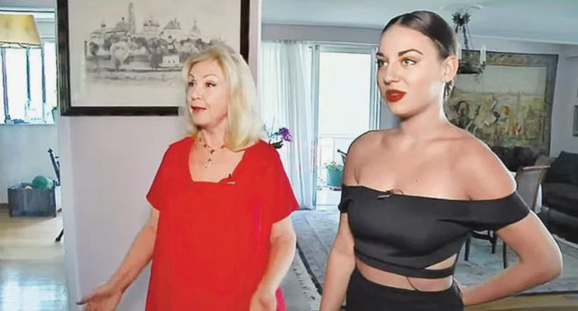 Фото: Валентина с внучкой Ариадной 