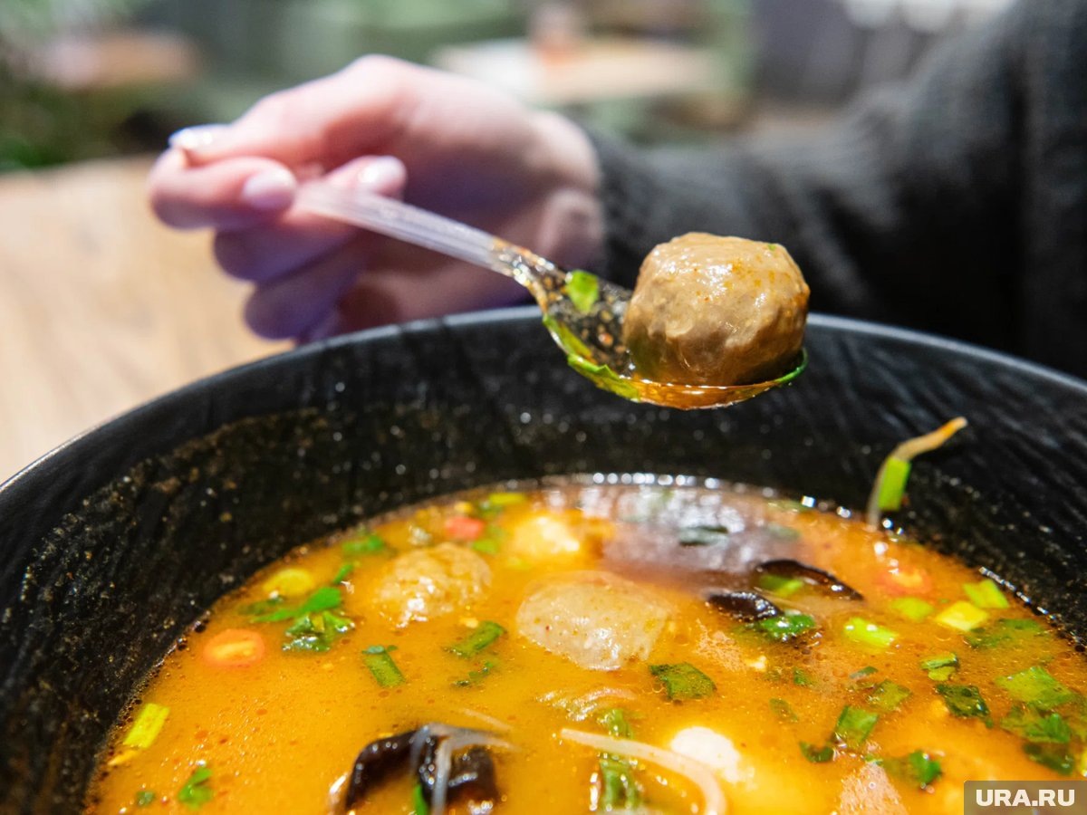     Родители двух малышей приобрели суп с креветками стоимостью 248 рублей