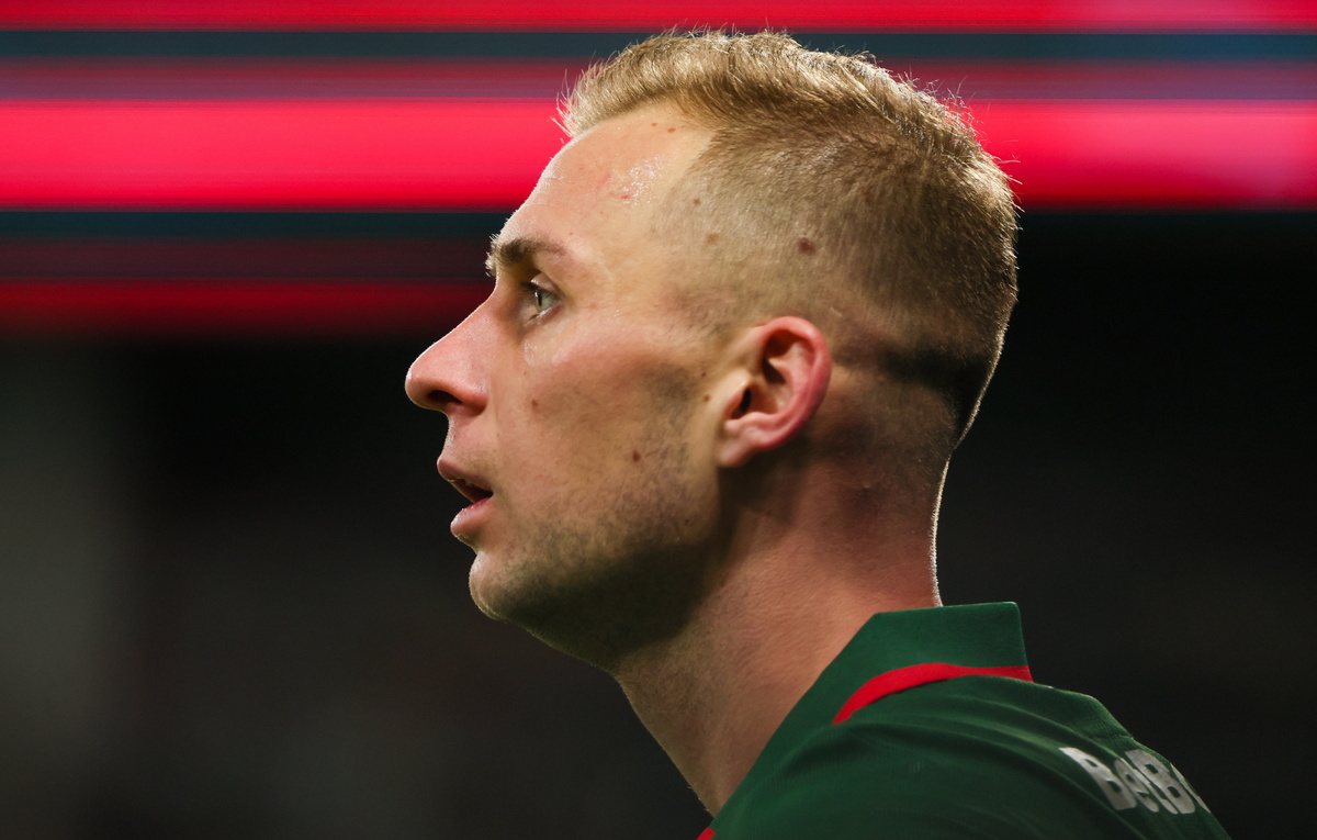    Полузащитник ЦСКА Дмитрий Баринов  Сергей Савостьянов/ТАСС