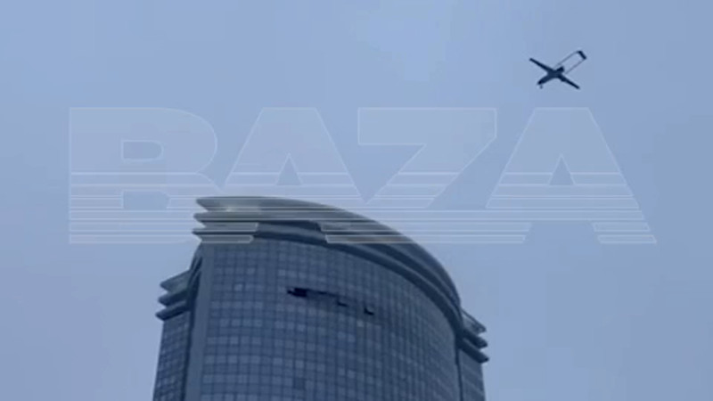 Момент прилета второго беспилотника в небоскреб