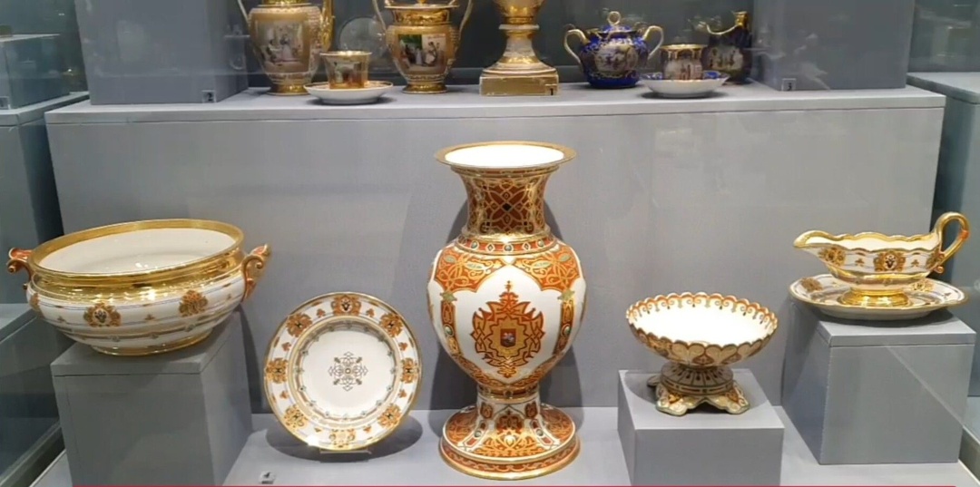 Ослепительный фарфор. Заводы Кузнецовых