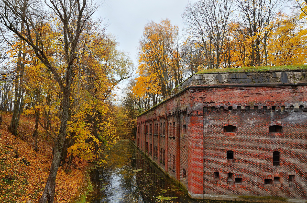 Вид на левую часть форта №1 "Штайн".