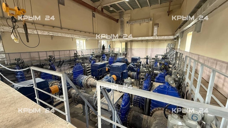    Станцию оборудовали пятью современными насосными установками. Фото: «Крым 24»