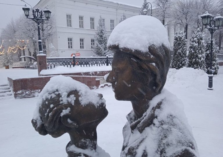К романтическим выходным брянские мужчины подготовились лучше, чем дамы