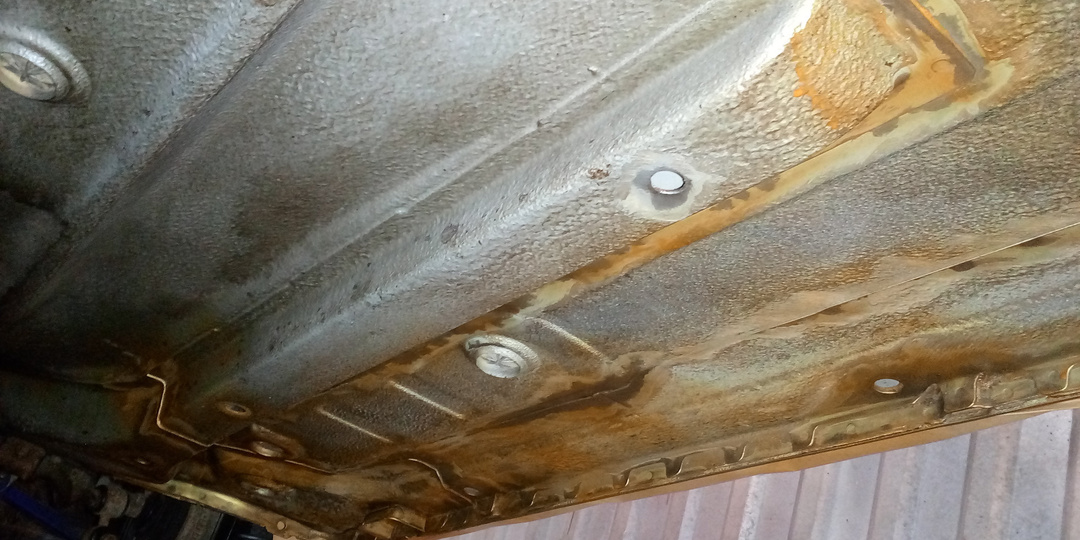 Чем обработать днище и кузов автомобиля от коррозии: правильный антикор